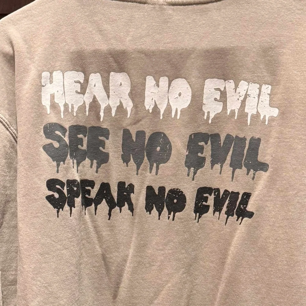 See no evil Graphic ghost Sweatshirt LARGE
